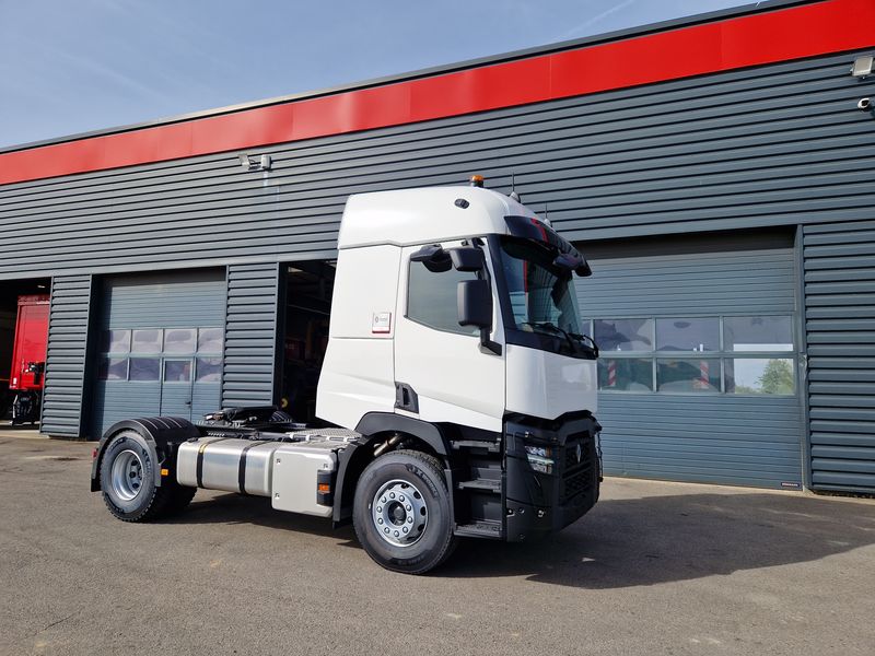 RENAULT C520
