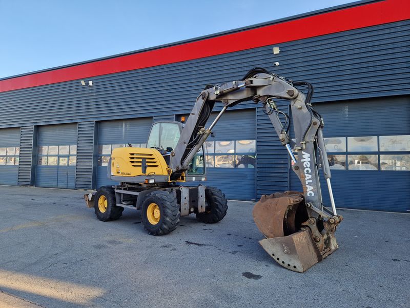 MECALAC 714 MW