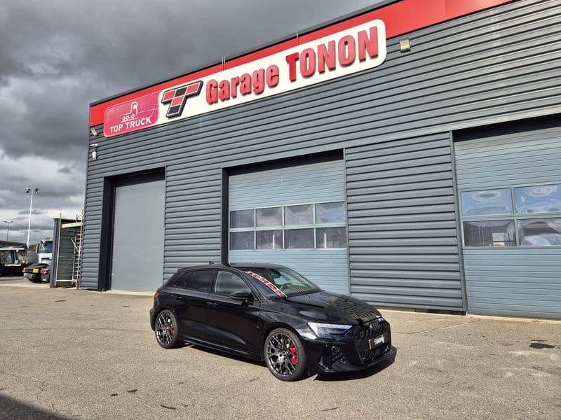 AUDI RS3 SPORTBACK QUATTRO